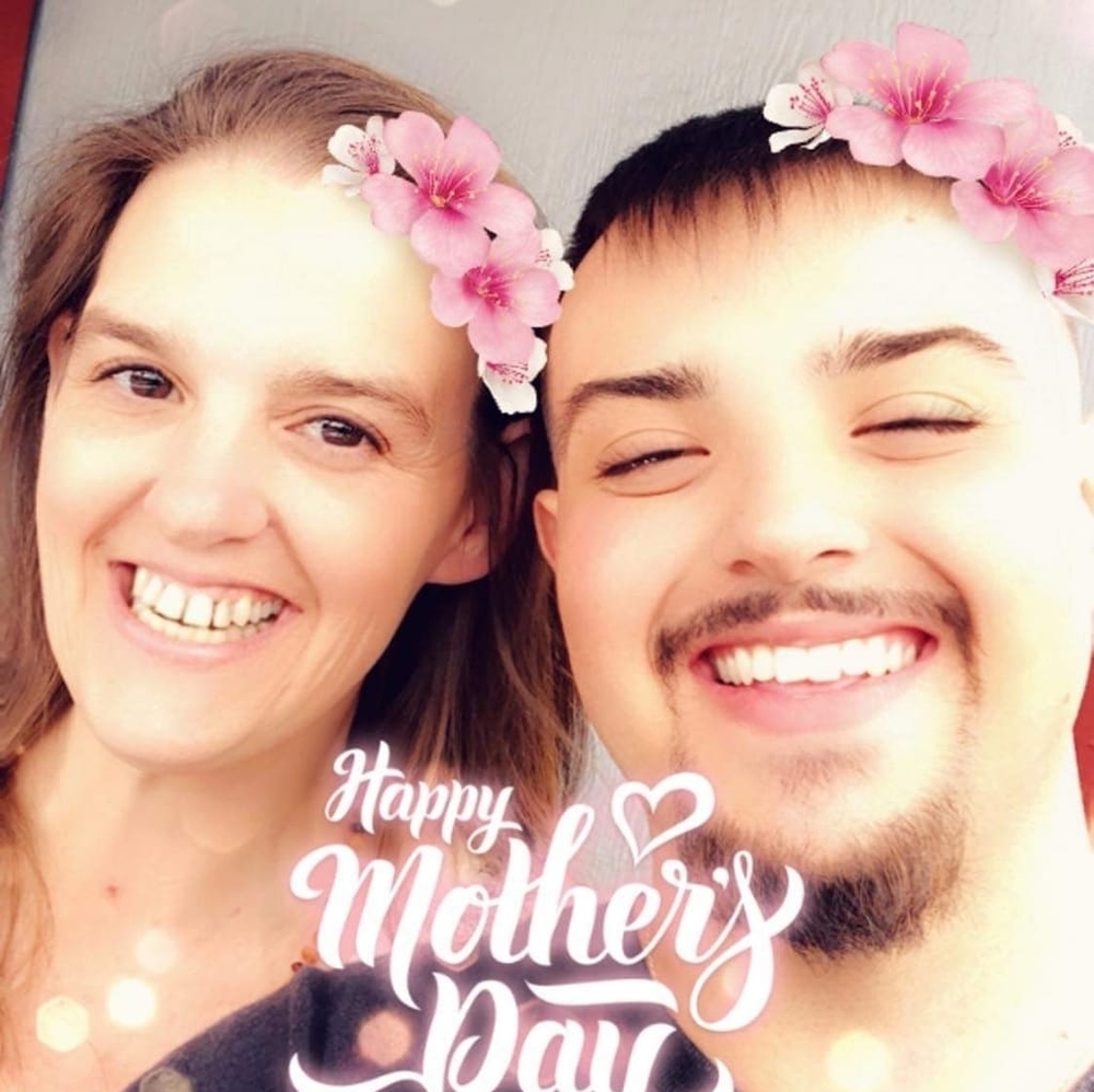 Meet your Posher, Kelli